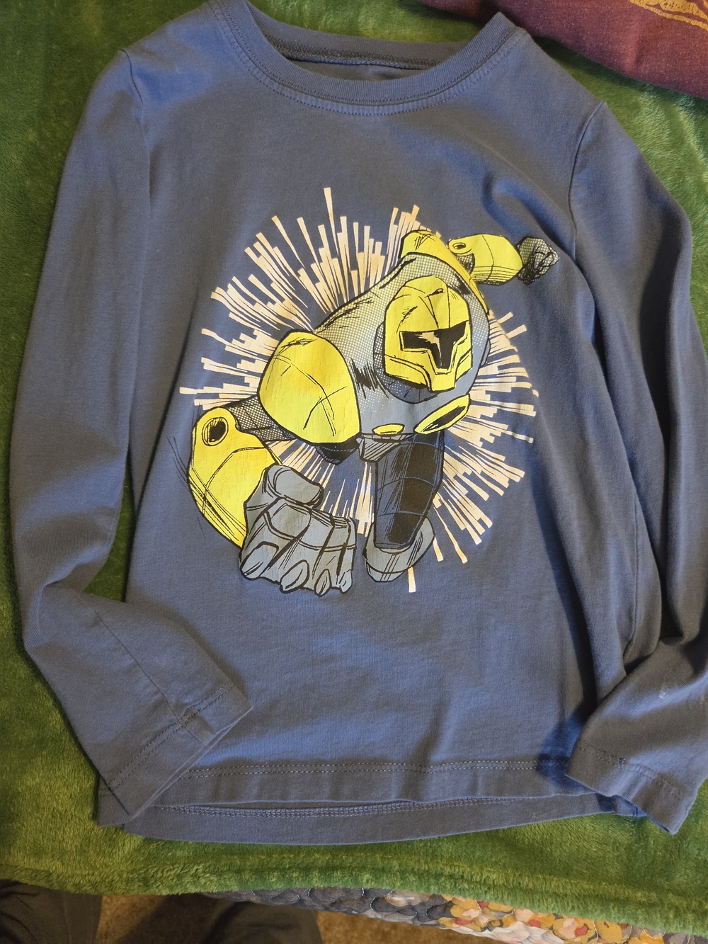 Boys 5 Long Sleeved T's And Flannels Mixed Brands - Picture 11 of 16